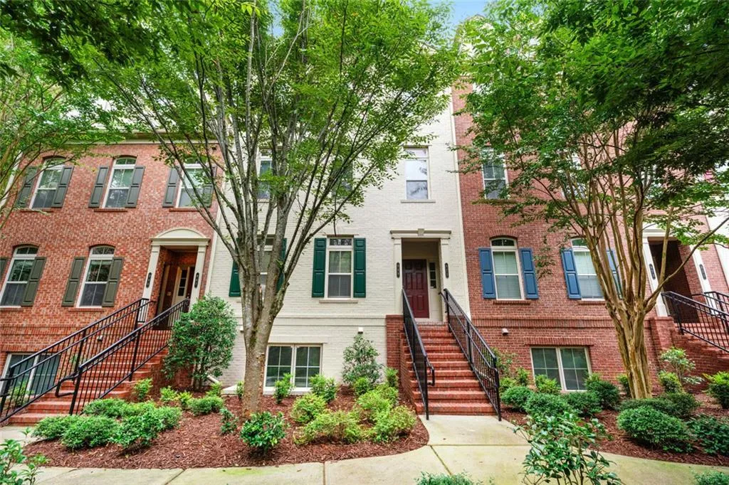 869 Perennial Drive Unit 107, Atlanta, Georgia 30328, 2 Bedrooms Bedrooms, ,2 BathroomsBathrooms,Residential,For Sale,869 Perennial Drive Unit 107,7643922