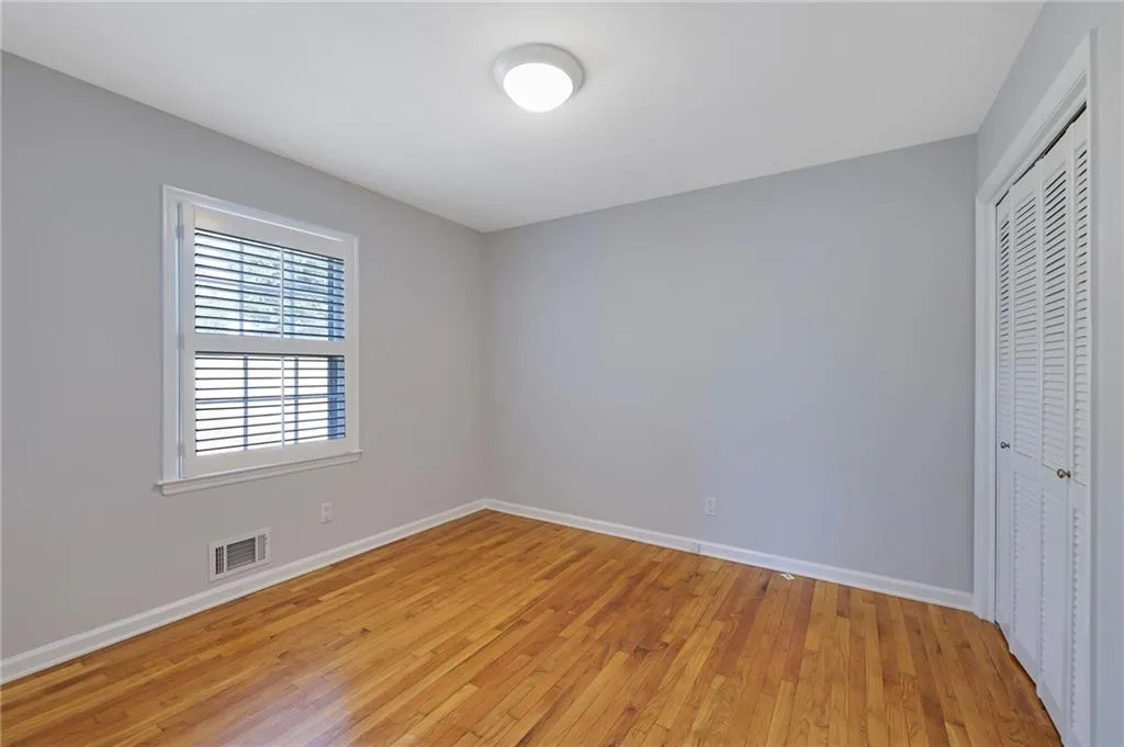 655 Amberidge Trail, Sandy Springs, Georgia 30328, 4 Bedrooms Bedrooms, ,3 BathroomsBathrooms,Residential,Sold,655 Amberidge Trail,6849905