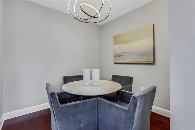 325 E Paces Ferry Road Ne Unit 1910, Atlanta, Georgia 30305, 1 Bedroom Bedrooms, ,1 BathroomBathrooms,Residential,For Sale,325 E Paces Ferry Road Ne Unit 1910,7667553
