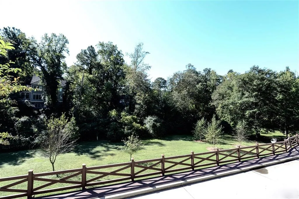 1093 Dunroven Drive, Sandy Springs, Georgia 30342, 4 Bedrooms Bedrooms, ,4 BathroomsBathrooms,Residential,Sold,1093 Dunroven Drive,5755387