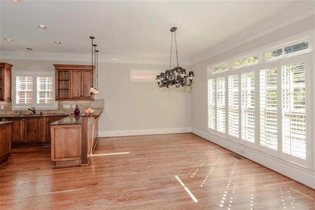 1093 Dunroven Drive, Sandy Springs, Georgia 30342, 4 Bedrooms Bedrooms, ,4 BathroomsBathrooms,Residential,Sold,1093 Dunroven Drive,5755387