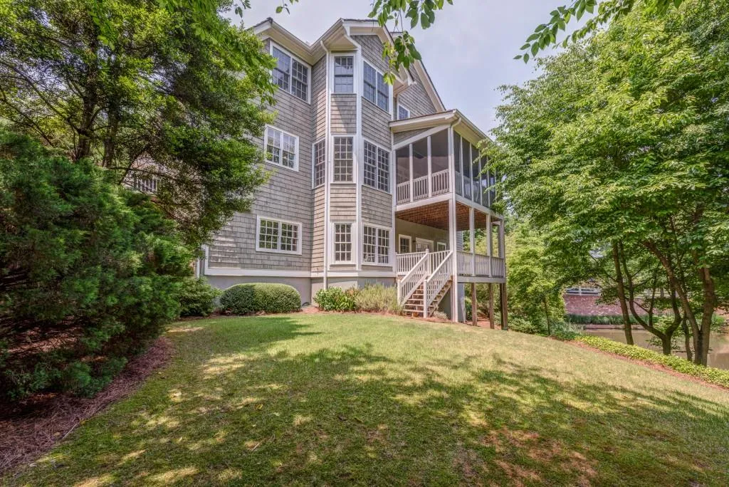 4595 Peachtree Dunwoody Road, Atlanta, Georgia 30342, 5 Bedrooms Bedrooms, ,4 BathroomsBathrooms,Residential,Sold,4595 Peachtree Dunwoody Road,5700878