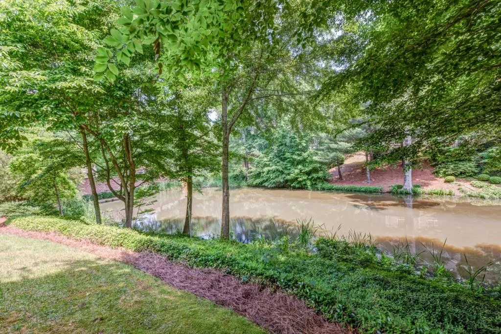 4595 Peachtree Dunwoody Road, Atlanta, Georgia 30342, 5 Bedrooms Bedrooms, ,4 BathroomsBathrooms,Residential,Sold,4595 Peachtree Dunwoody Road,5700878