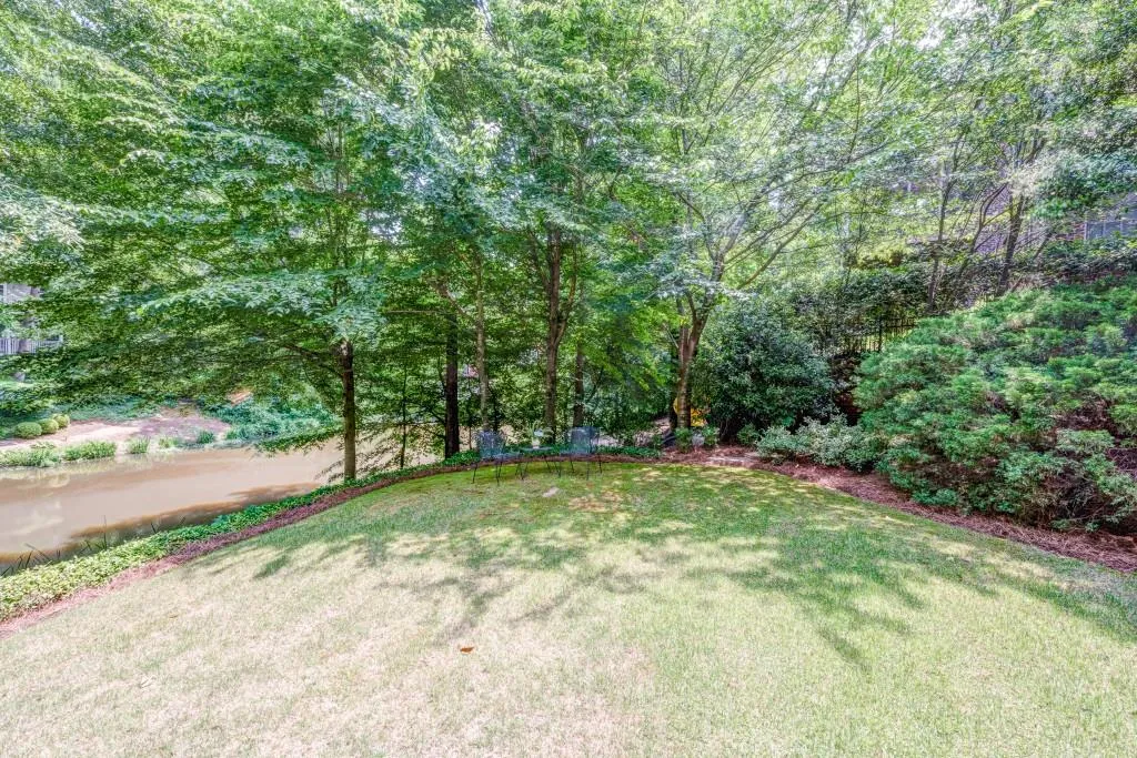 4595 Peachtree Dunwoody Road, Atlanta, Georgia 30342, 5 Bedrooms Bedrooms, ,4 BathroomsBathrooms,Residential,Sold,4595 Peachtree Dunwoody Road,5700878