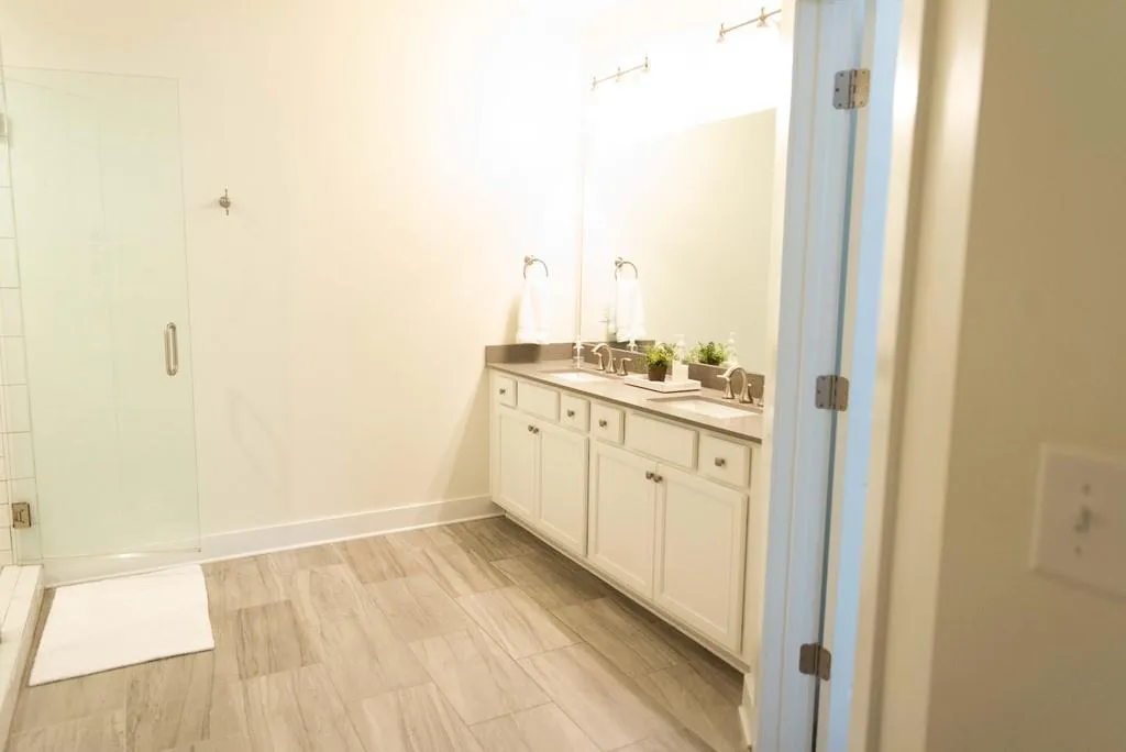 5730 Taylor Way, Sandy Springs, Georgia 30342, 3 Bedrooms Bedrooms, ,2 BathroomsBathrooms,Residential,Sold,5730 Taylor Way,6865869