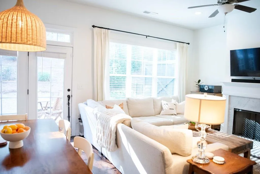 5730 Taylor Way, Sandy Springs, Georgia 30342, 3 Bedrooms Bedrooms, ,2 BathroomsBathrooms,Residential,Sold,5730 Taylor Way,6865869