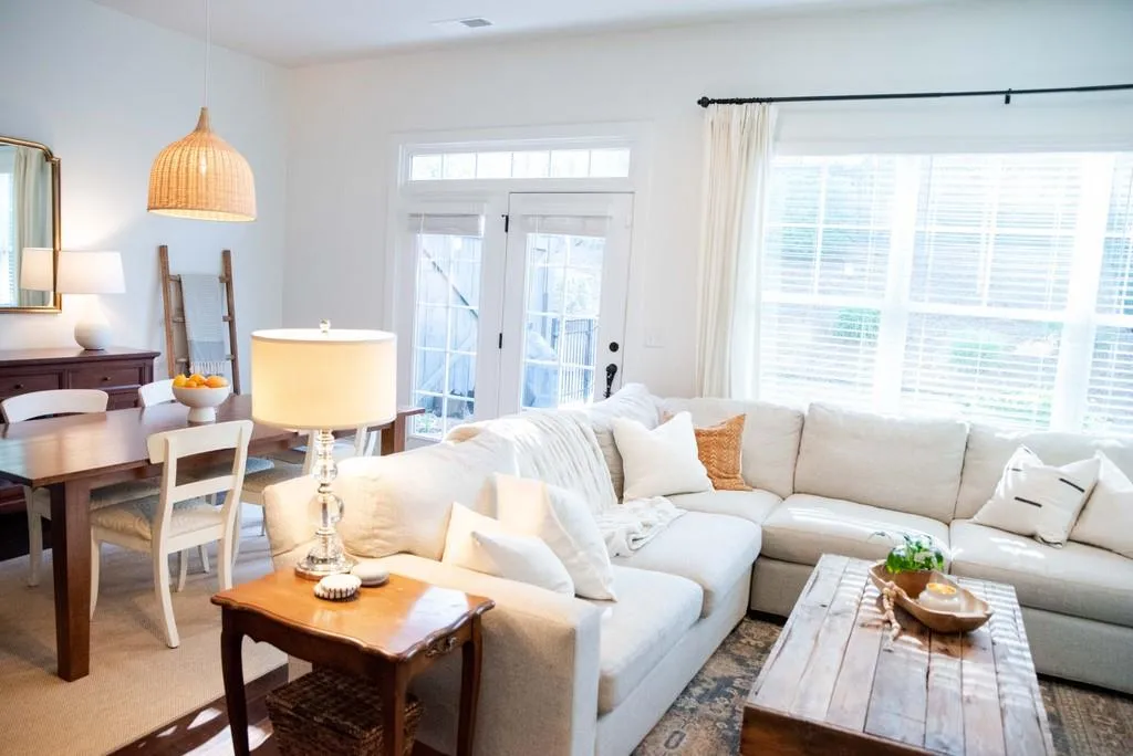 5730 Taylor Way, Sandy Springs, Georgia 30342, 3 Bedrooms Bedrooms, ,2 BathroomsBathrooms,Residential,Sold,5730 Taylor Way,6865869