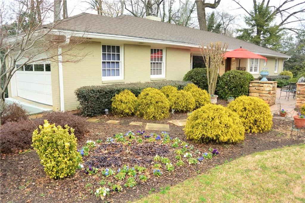 1594 Doncaster Drive Ne, Atlanta, Georgia 30309, 4 Bedrooms Bedrooms, ,3 BathroomsBathrooms,Residential,Sold,1594 Doncaster Drive Ne,5649635