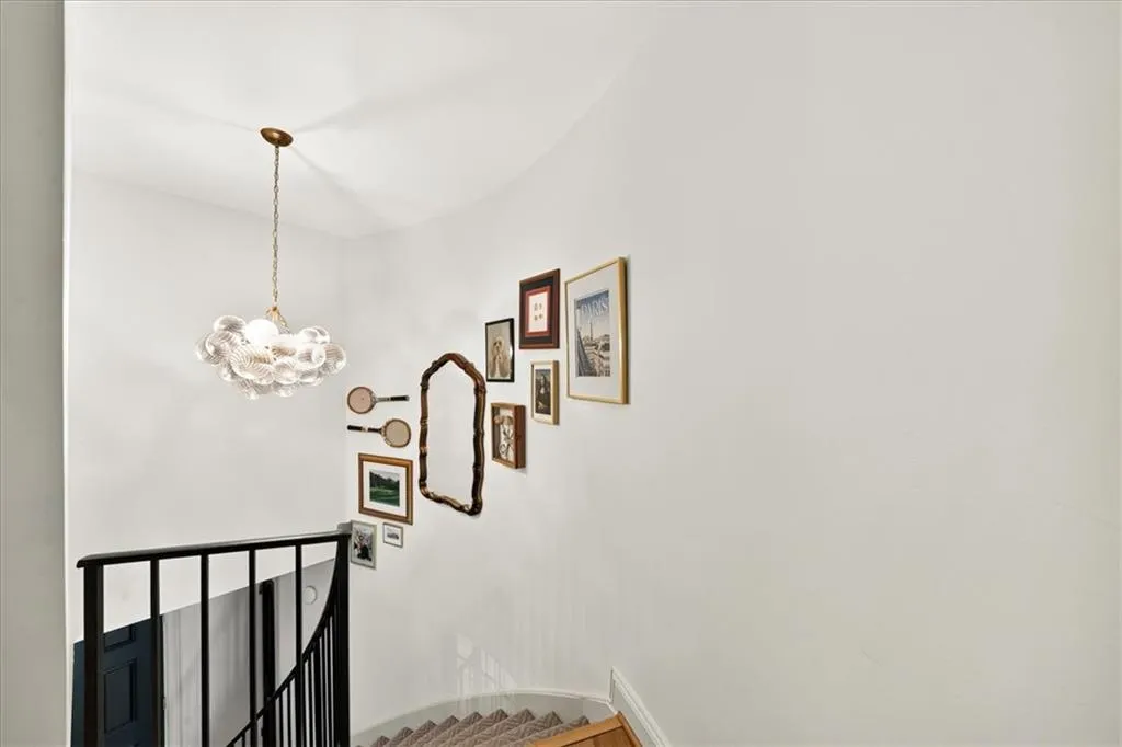 5400 Roswell Road Unit O5, Atlanta, Georgia 30342, 2 Bedrooms Bedrooms, 0 ,1 BathroomBathrooms,Residential,For Sale,5400 Roswell Road Unit O5,7813771