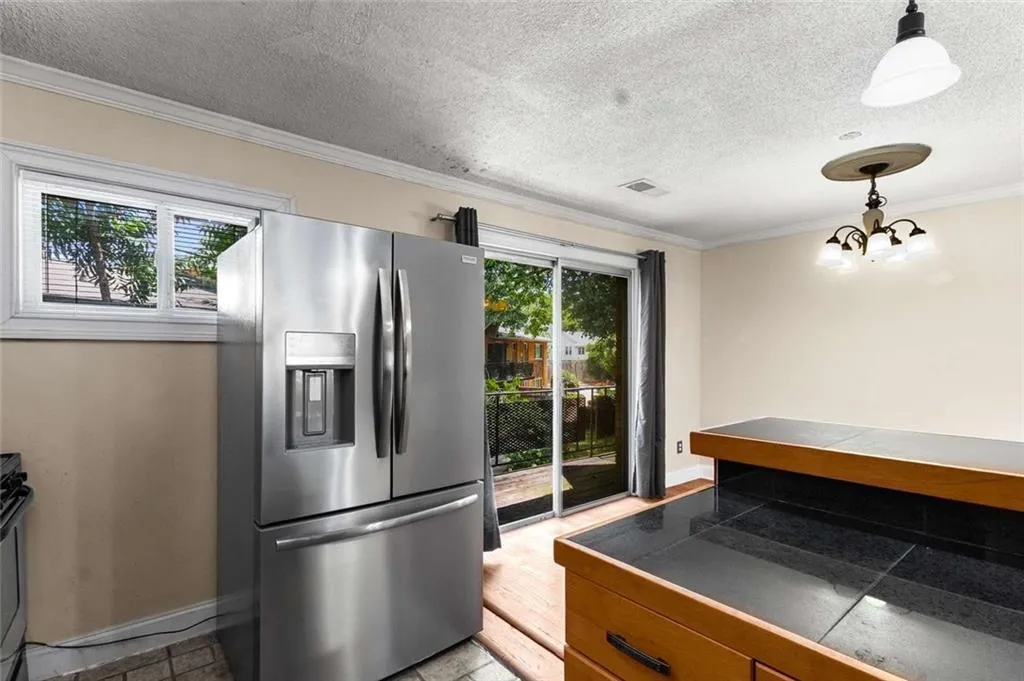 115 Biscayne Drive Nw Unit E3, Atlanta, Georgia 30309, 3 Bedrooms Bedrooms, ,2 BathroomsBathrooms,Residential,For Sale,115 Biscayne Drive Nw Unit E3,7600369