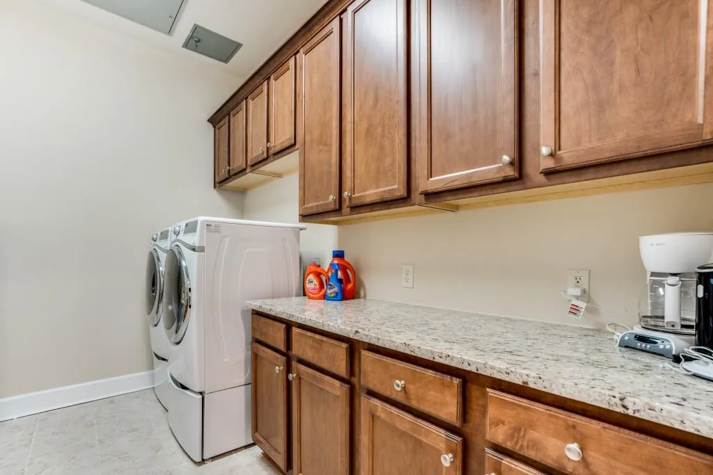 200 Riversedge Drive Unit 242, Atlanta, Georgia 30339, 2 Bedrooms Bedrooms, ,3 BathroomsBathrooms,Residential,Sold,200 Riversedge Drive Unit 242,7158331 200 Riversedge Drive Unit 242, Atlanta, Georgia 30339, 2 Bedrooms Bedrooms, ,3 BathroomsBathrooms,Residential,Sold,200 Riversedge Drive Unit 242,7158331