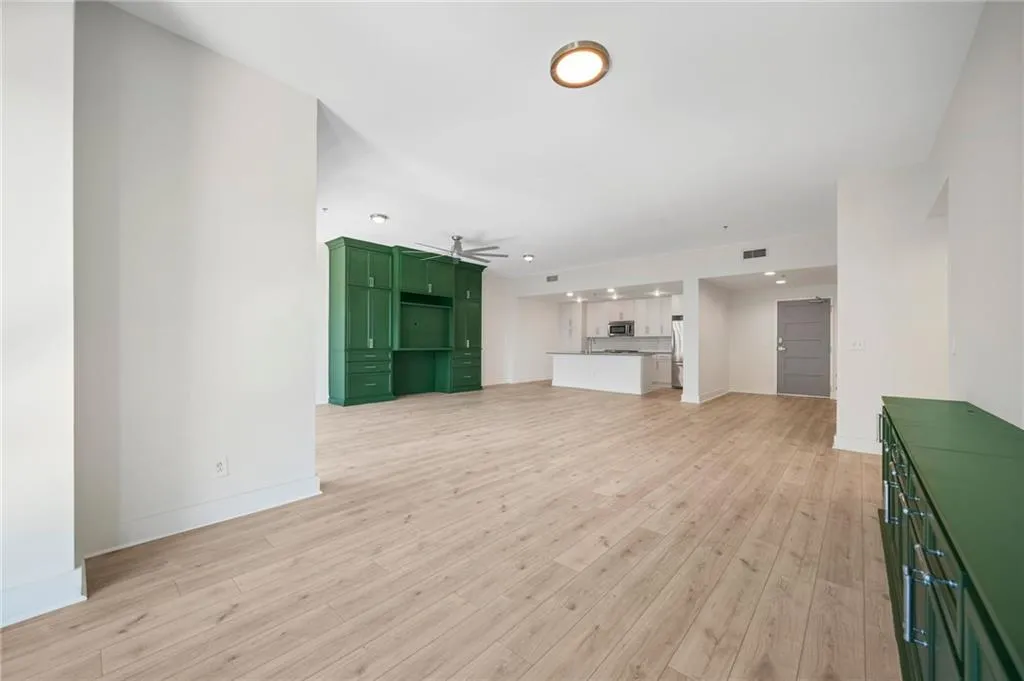 1100 Howell Mill Road Nw Unit 505, Atlanta, Georgia 30318, 2 Bedrooms Bedrooms, ,2 BathroomsBathrooms,Residential,Sold,1100 Howell Mill Road Nw Unit 505,7569161