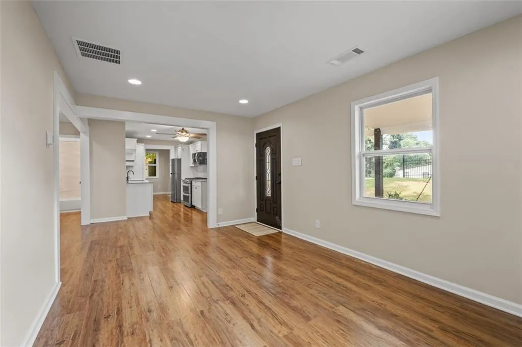 2193 Abner Place Nw, Atlanta, Georgia 30318, 3 Bedrooms Bedrooms, ,2 BathroomsBathrooms,Residential,For Sale,2193 Abner Place Nw,7628267