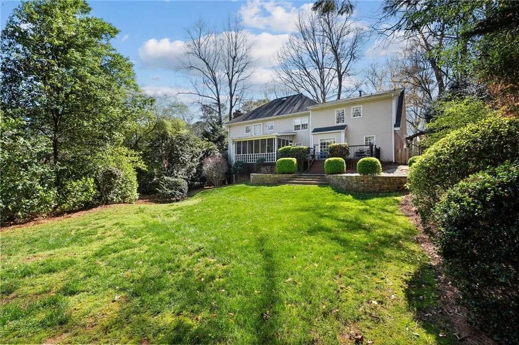 2380 Kimbrough Court, Sandy Springs, Georgia 30350, 5 Bedrooms Bedrooms, ,3 BathroomsBathrooms,Residential,For Sale,2380 Kimbrough Court,7728642