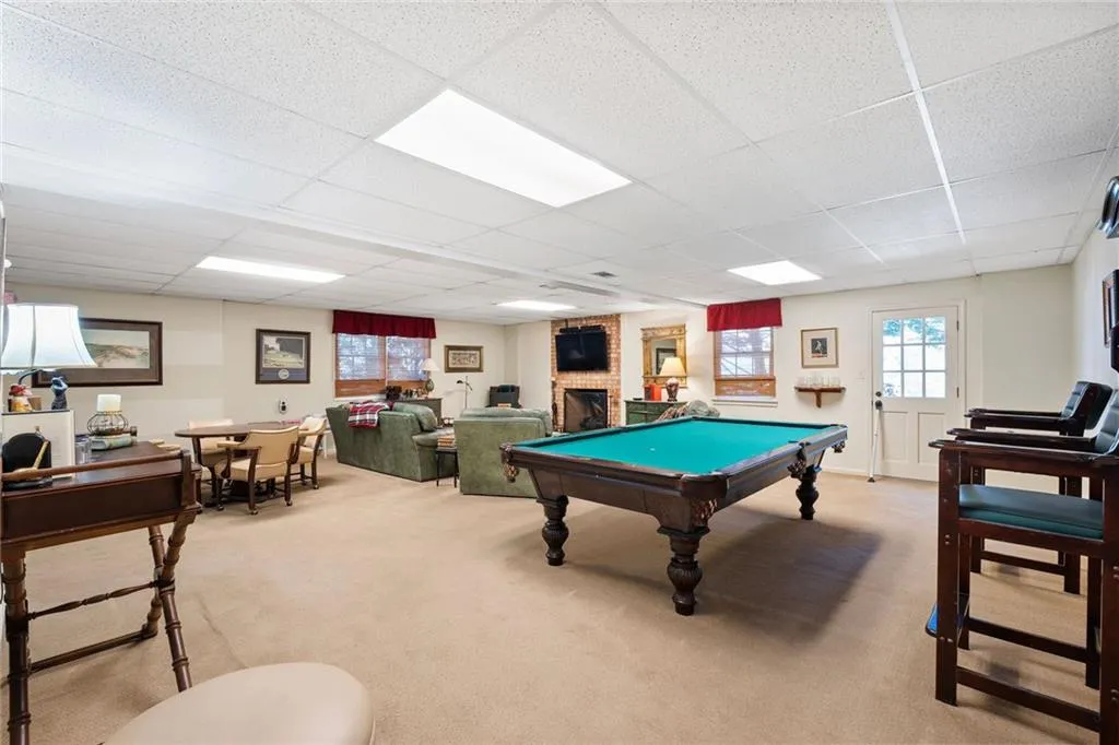 2380 Kimbrough Court, Sandy Springs, Georgia 30350, 5 Bedrooms Bedrooms, ,3 BathroomsBathrooms,Residential,For Sale,2380 Kimbrough Court,7728642