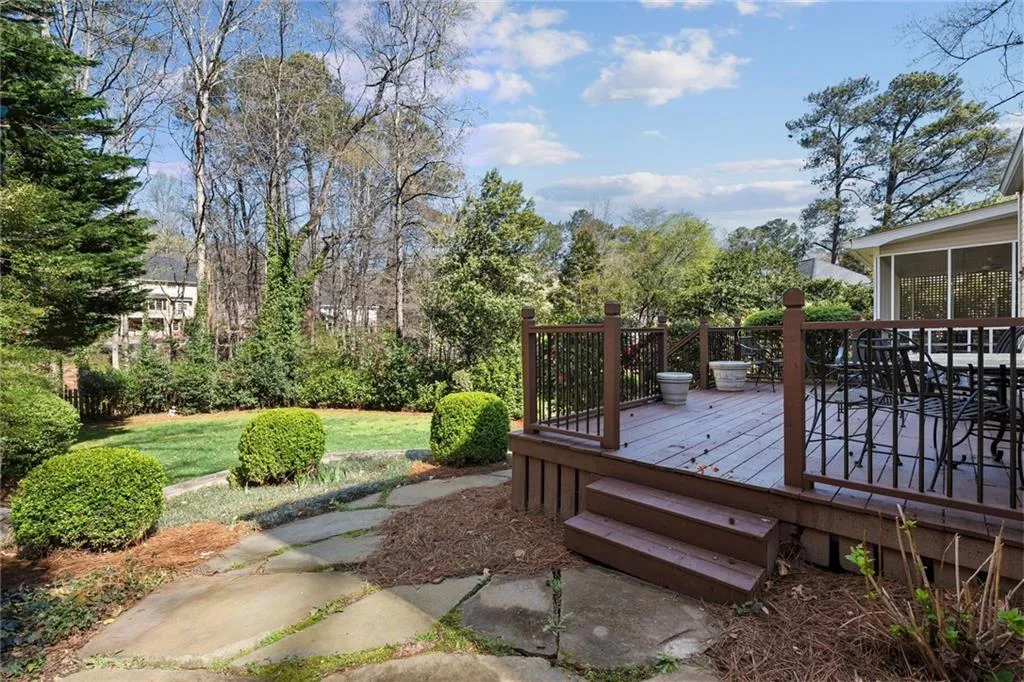 2380 Kimbrough Court, Sandy Springs, Georgia 30350, 5 Bedrooms Bedrooms, ,3 BathroomsBathrooms,Residential,For Sale,2380 Kimbrough Court,7728642