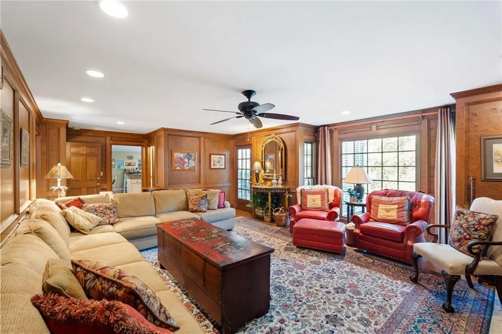 2380 Kimbrough Court, Sandy Springs, Georgia 30350, 5 Bedrooms Bedrooms, ,3 BathroomsBathrooms,Residential,For Sale,2380 Kimbrough Court,7728642