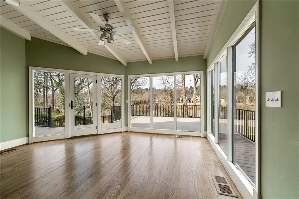 380 Ferry Landing, Sandy Springs, Georgia 30328, 5 Bedrooms Bedrooms, ,4 BathroomsBathrooms,Residential,Sold,380 Ferry Landing,7177340