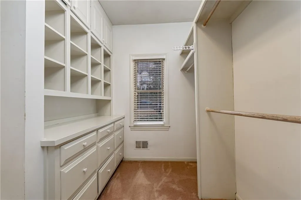 380 Ferry Landing, Sandy Springs, Georgia 30328, 5 Bedrooms Bedrooms, ,4 BathroomsBathrooms,Residential,Sold,380 Ferry Landing,7177340