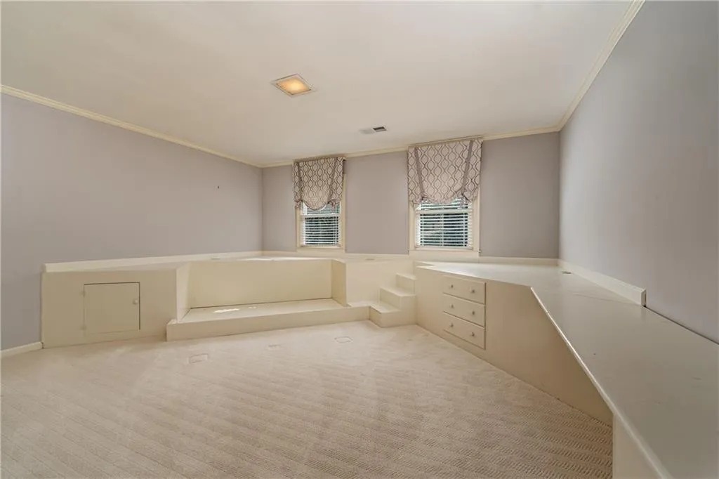 380 Ferry Landing, Sandy Springs, Georgia 30328, 5 Bedrooms Bedrooms, ,4 BathroomsBathrooms,Residential,Sold,380 Ferry Landing,7177340