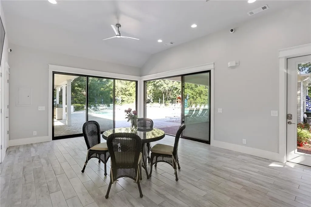 380 Ferry Landing, Sandy Springs, Georgia 30328, 5 Bedrooms Bedrooms, ,4 BathroomsBathrooms,Residential,Sold,380 Ferry Landing,7177340