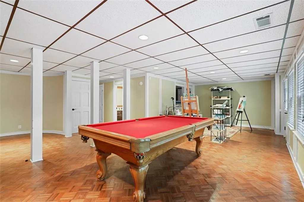 5700 Lake Island Drive, Atlanta, Georgia 30327, 4 Bedrooms Bedrooms, ,3 BathroomsBathrooms,Residential,Sold,5700 Lake Island Drive,6908965