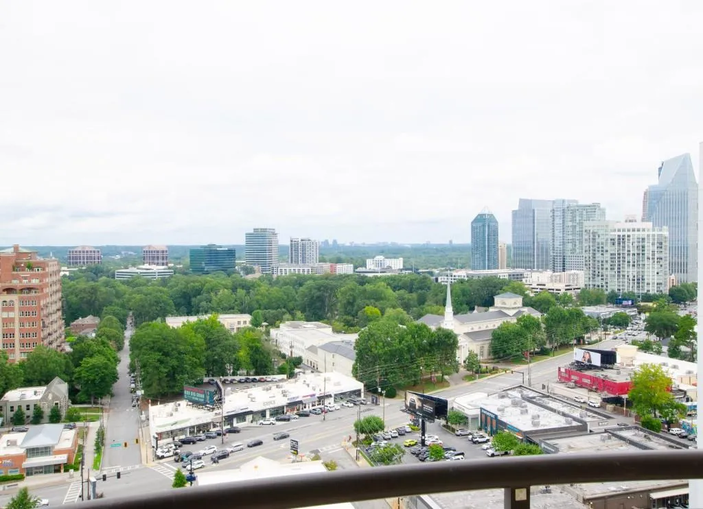 325 E Paces Ferry Road Unit 2111, Atlanta, Georgia 30305, 2 Bedrooms Bedrooms, ,2 BathroomsBathrooms,Residential,For Sale,325 E Paces Ferry Road Unit 2111,7634954