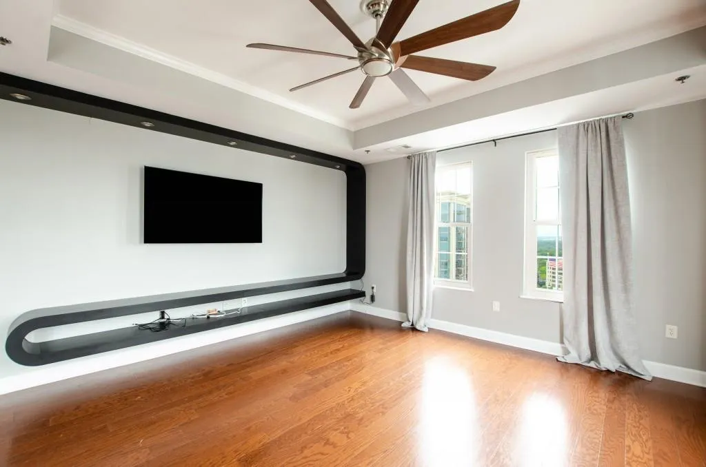 325 E Paces Ferry Road Unit 2111, Atlanta, Georgia 30305, 2 Bedrooms Bedrooms, ,2 BathroomsBathrooms,Residential,For Sale,325 E Paces Ferry Road Unit 2111,7634954