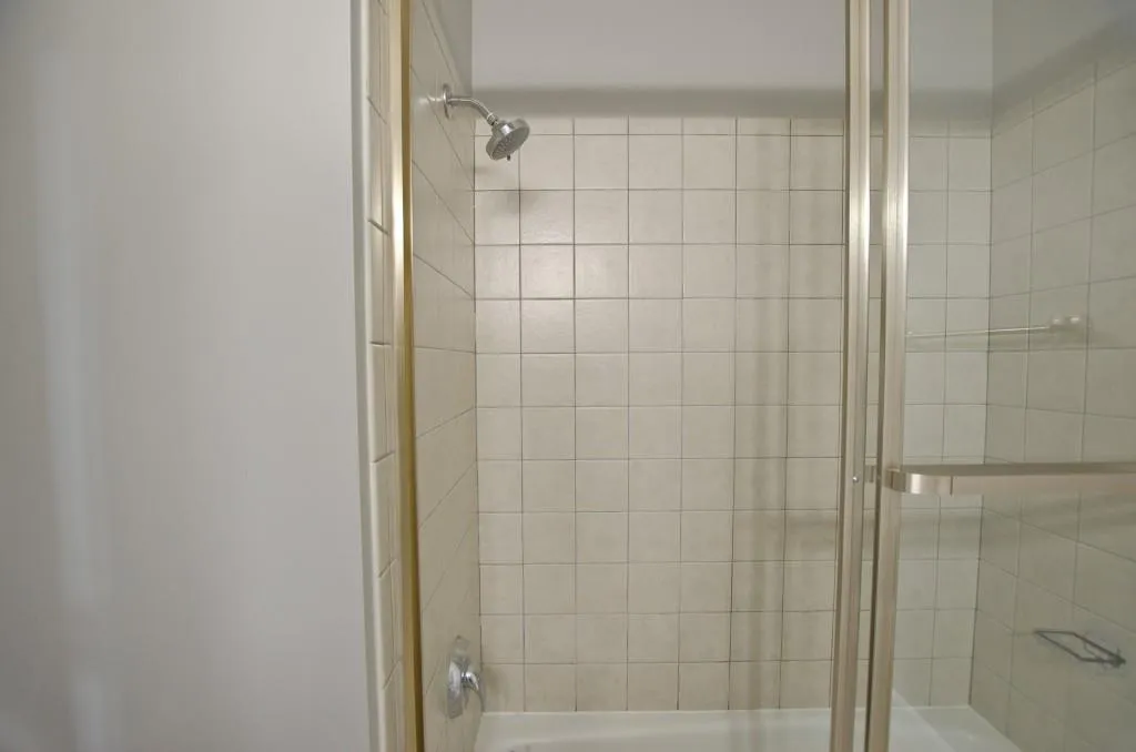 325 E Paces Ferry Road Unit 2111, Atlanta, Georgia 30305, 2 Bedrooms Bedrooms, ,2 BathroomsBathrooms,Residential,For Sale,325 E Paces Ferry Road Unit 2111,7634954