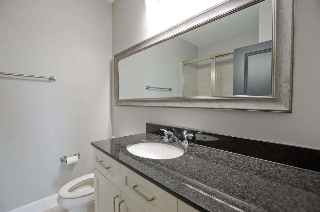 325 E Paces Ferry Road Unit 2111, Atlanta, Georgia 30305, 2 Bedrooms Bedrooms, ,2 BathroomsBathrooms,Residential,For Sale,325 E Paces Ferry Road Unit 2111,7634954