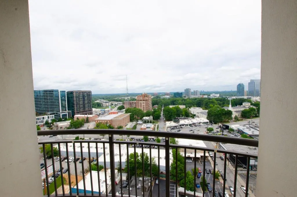 325 E Paces Ferry Road Unit 2111, Atlanta, Georgia 30305, 2 Bedrooms Bedrooms, ,2 BathroomsBathrooms,Residential,For Sale,325 E Paces Ferry Road Unit 2111,7634954