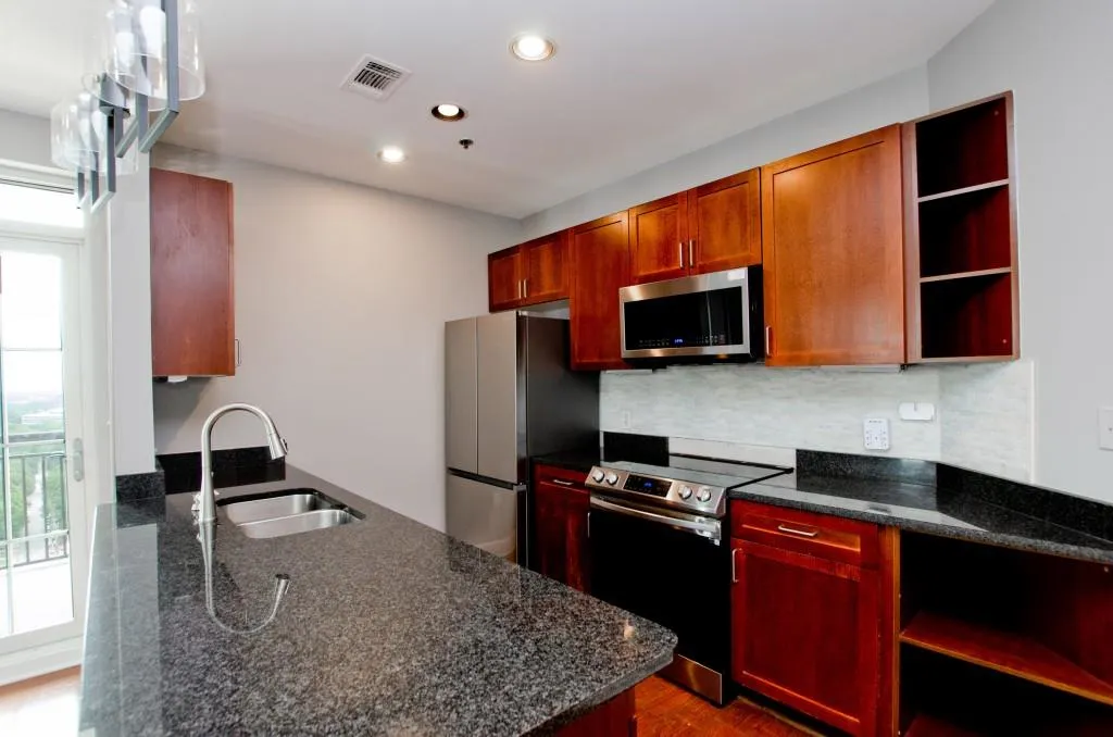 325 E Paces Ferry Road Unit 2111, Atlanta, Georgia 30305, 2 Bedrooms Bedrooms, ,2 BathroomsBathrooms,Residential,For Sale,325 E Paces Ferry Road Unit 2111,7634954
