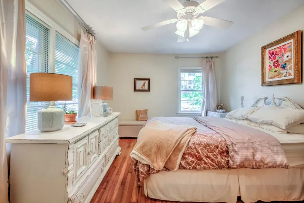 58 Spruell Springs Road, Atlanta, Georgia 30342, 2 Bedrooms Bedrooms, ,1 BathroomBathrooms,Residential,Sold,58 Spruell Springs Road,6026812