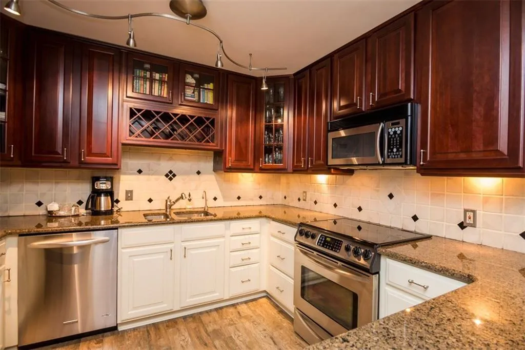 3530 Piedmont Road Unit 11k, Atlanta, Georgia 30305, 2 Bedrooms Bedrooms, ,2 BathroomsBathrooms,Residential,Sold,3530 Piedmont Road Unit 11k,5904554