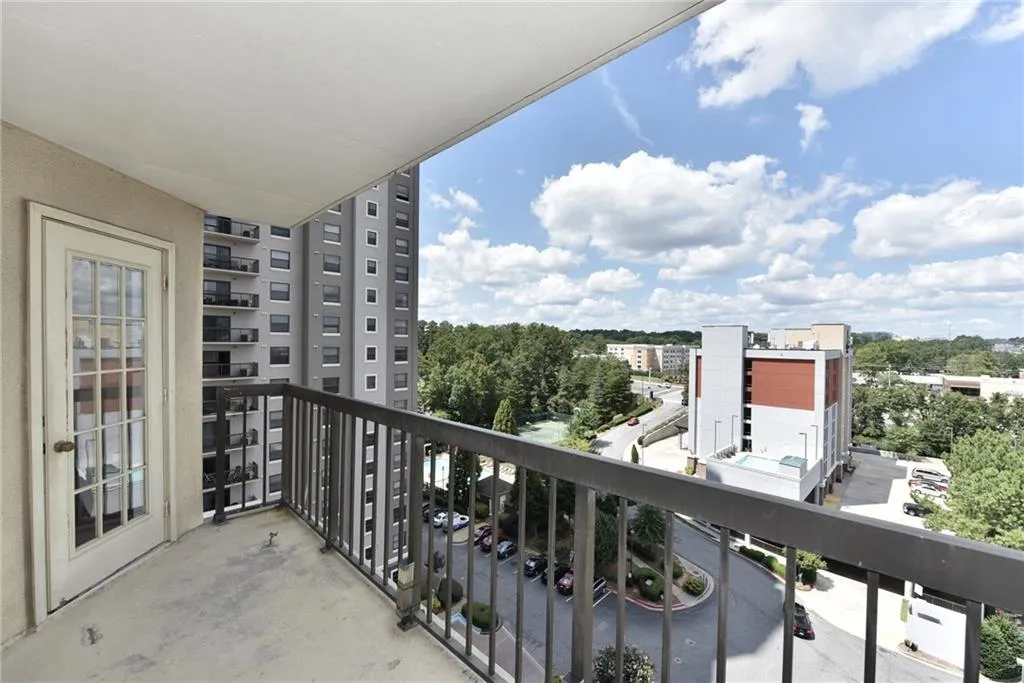 795 Hammond Drive Unit 1001, Atlanta, Georgia 30328, 2 Bedrooms Bedrooms, ,1 BathroomBathrooms,Residential,Sold,795 Hammond Drive Unit 1001,5898691