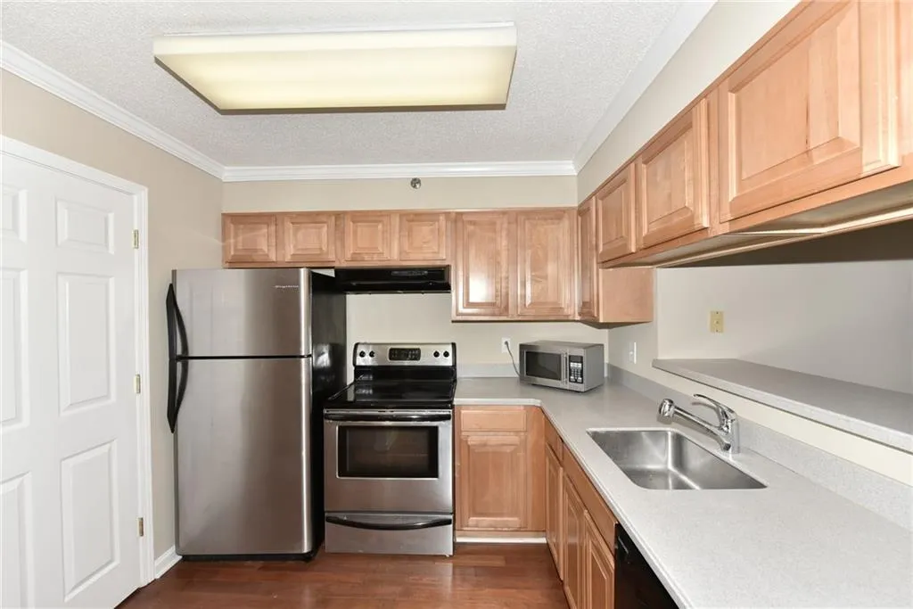 795 Hammond Drive Unit 1001, Atlanta, Georgia 30328, 2 Bedrooms Bedrooms, ,1 BathroomBathrooms,Residential,Sold,795 Hammond Drive Unit 1001,5898691