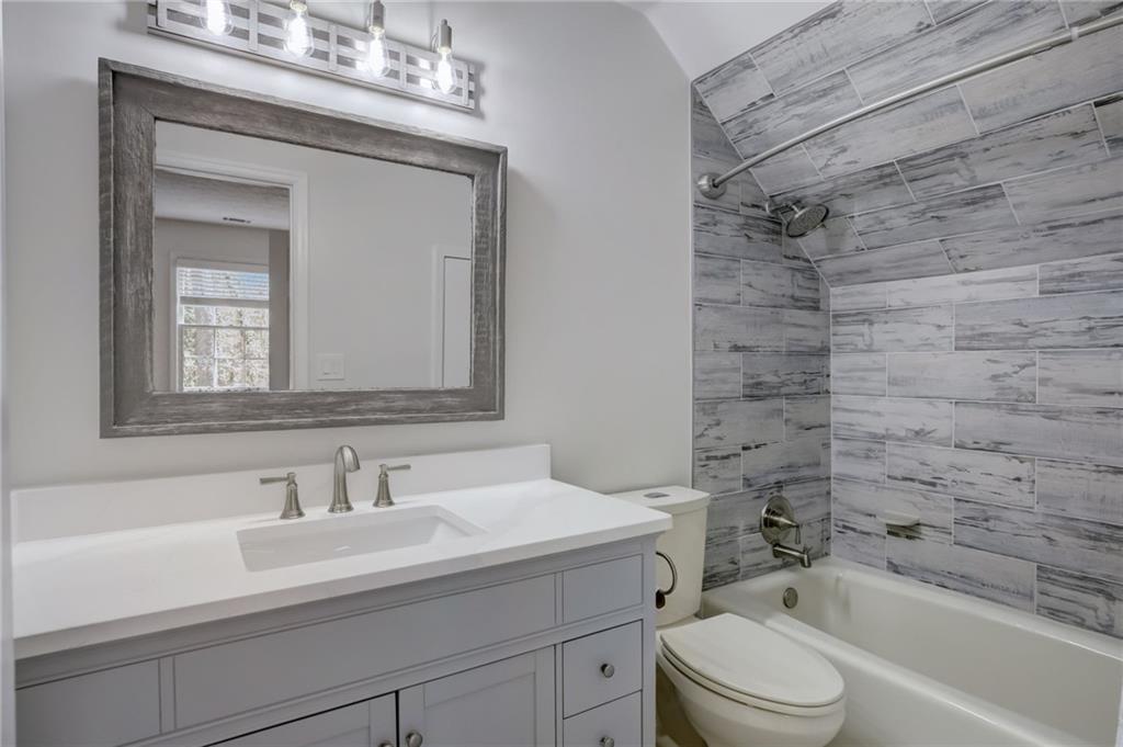 177 N Mill Court, Sandy Springs, Georgia 30328, 5 Bedrooms Bedrooms, ,4 BathroomsBathrooms,Residential,Sold,177 N Mill Court,7343988