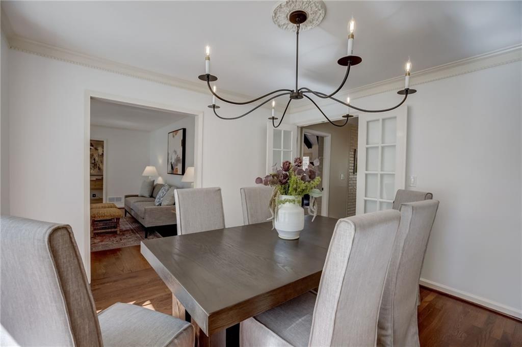 177 N Mill Court, Sandy Springs, Georgia 30328, 5 Bedrooms Bedrooms, ,4 BathroomsBathrooms,Residential,Sold,177 N Mill Court,7343988