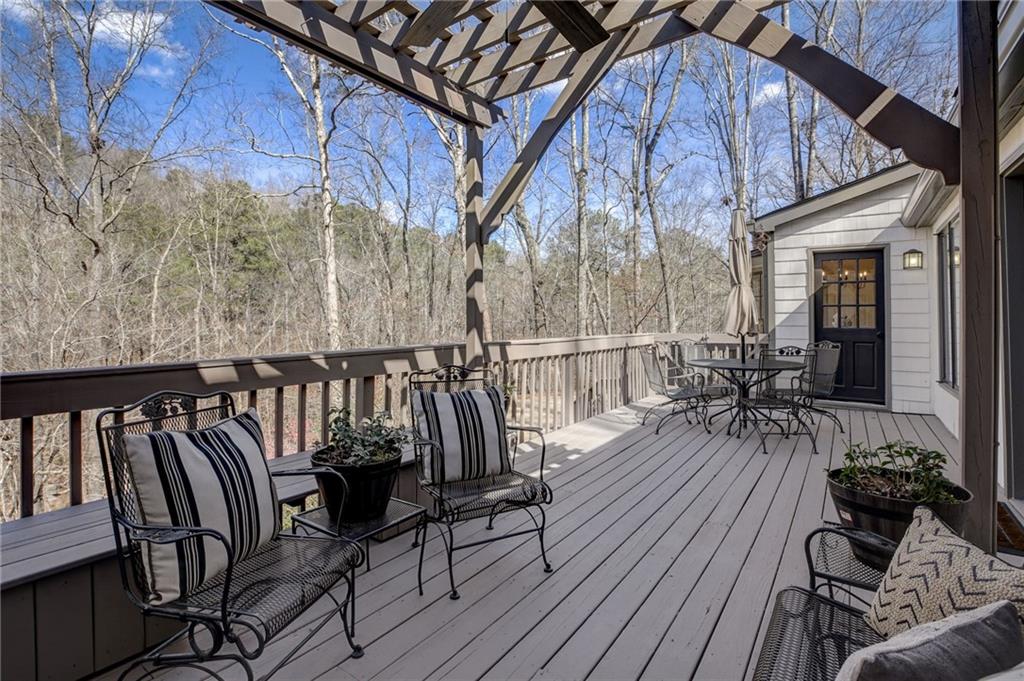 177 N Mill Court, Sandy Springs, Georgia 30328, 5 Bedrooms Bedrooms, ,4 BathroomsBathrooms,Residential,Sold,177 N Mill Court,7343988