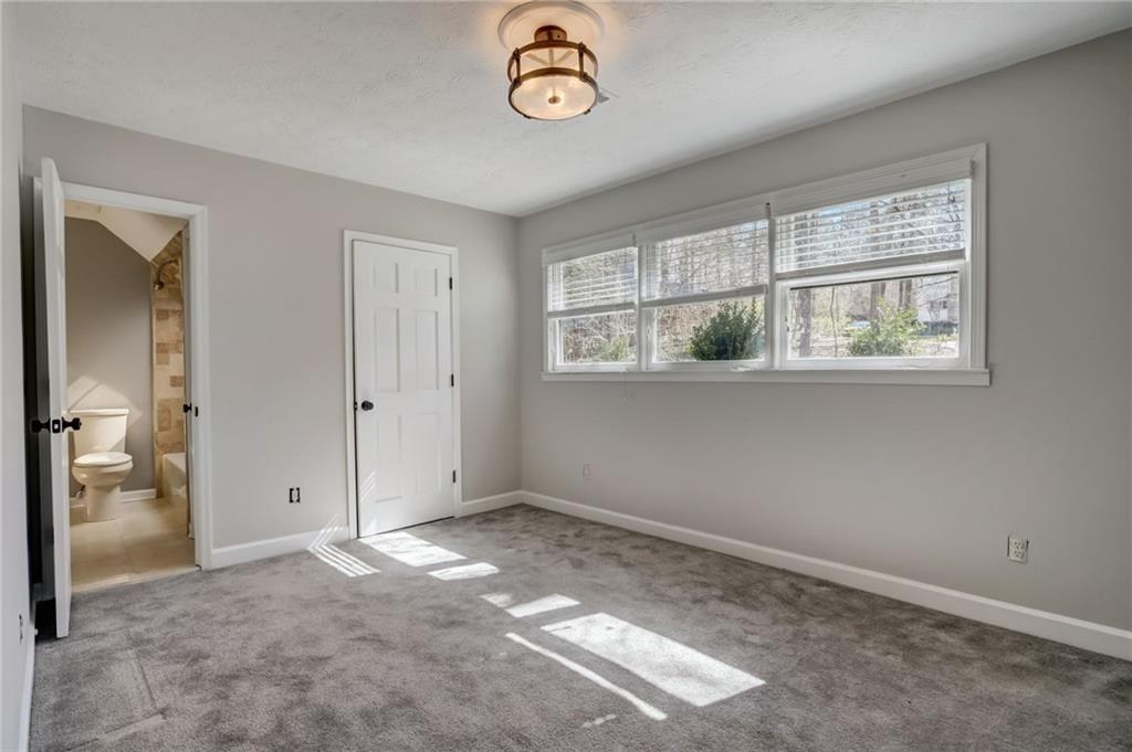 177 N Mill Court, Sandy Springs, Georgia 30328, 5 Bedrooms Bedrooms, ,4 BathroomsBathrooms,Residential,Sold,177 N Mill Court,7343988