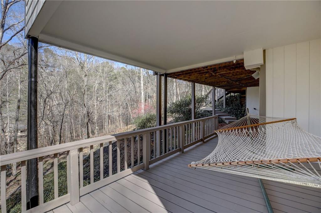 177 N Mill Court, Sandy Springs, Georgia 30328, 5 Bedrooms Bedrooms, ,4 BathroomsBathrooms,Residential,Sold,177 N Mill Court,7343988