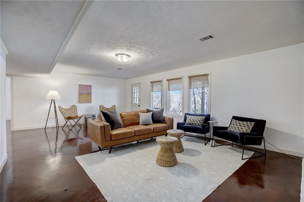 177 N Mill Court, Sandy Springs, Georgia 30328, 5 Bedrooms Bedrooms, ,4 BathroomsBathrooms,Residential,Sold,177 N Mill Court,7343988