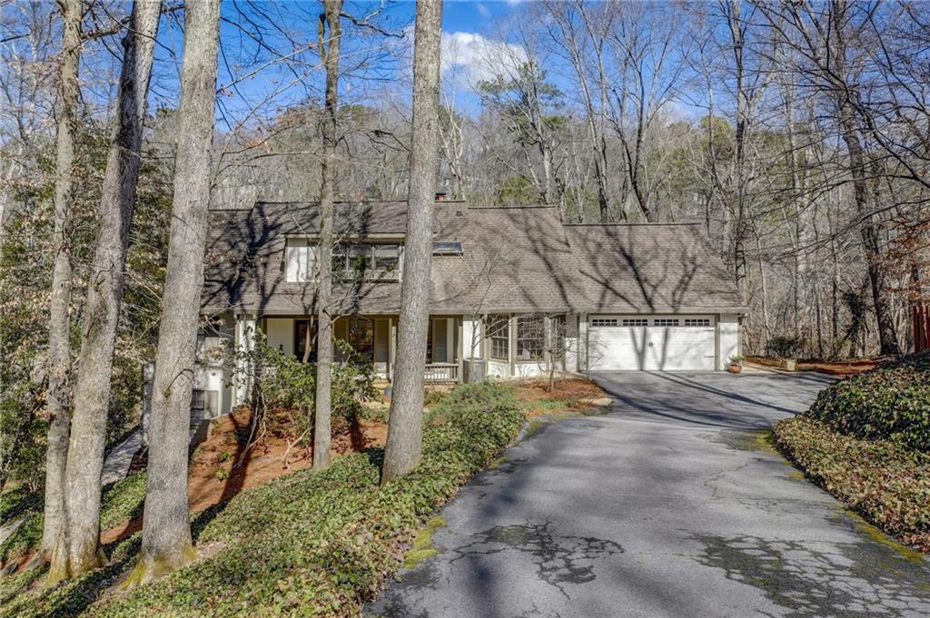 177 N Mill Court, Sandy Springs, Georgia 30328, 5 Bedrooms Bedrooms, ,4 BathroomsBathrooms,Residential,Sold,177 N Mill Court,7343988