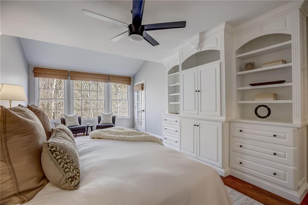 177 N Mill Court, Sandy Springs, Georgia 30328, 5 Bedrooms Bedrooms, ,4 BathroomsBathrooms,Residential,Sold,177 N Mill Court,7343988