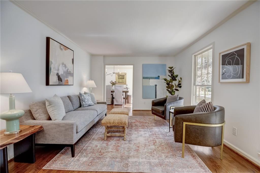 177 N Mill Court, Sandy Springs, Georgia 30328, 5 Bedrooms Bedrooms, ,4 BathroomsBathrooms,Residential,Sold,177 N Mill Court,7343988