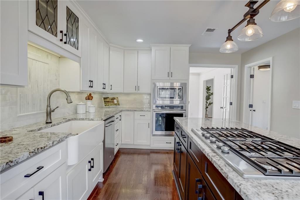 177 N Mill Court, Sandy Springs, Georgia 30328, 5 Bedrooms Bedrooms, ,4 BathroomsBathrooms,Residential,Sold,177 N Mill Court,7343988