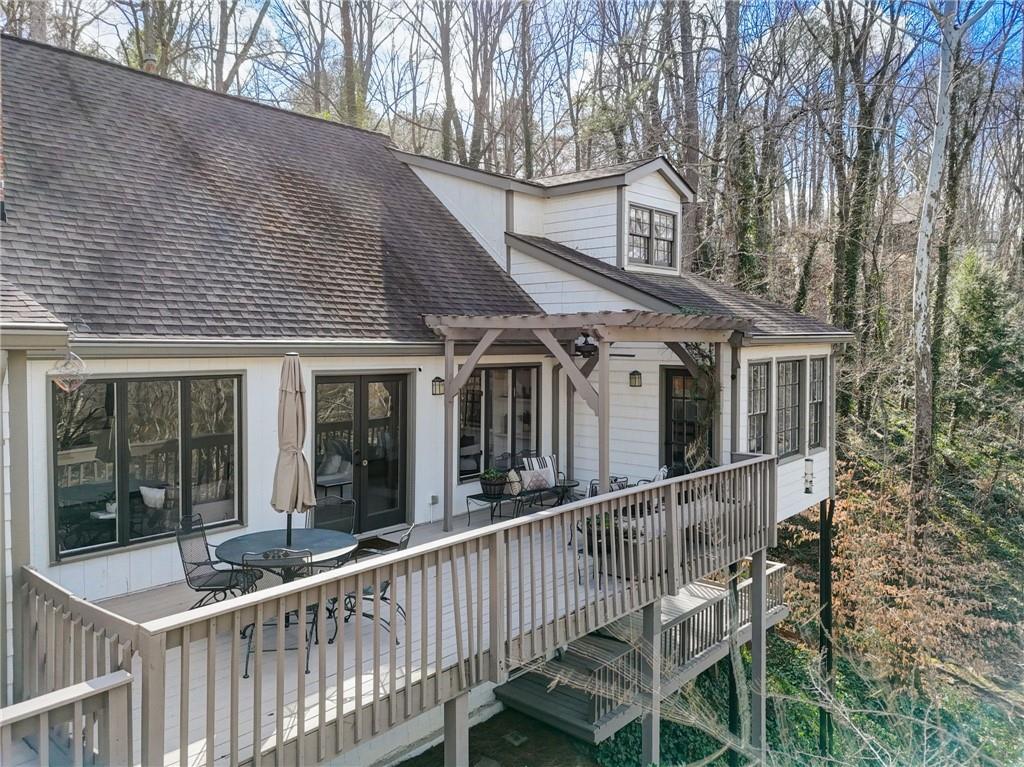 177 N Mill Court, Sandy Springs, Georgia 30328, 5 Bedrooms Bedrooms, ,4 BathroomsBathrooms,Residential,Sold,177 N Mill Court,7343988