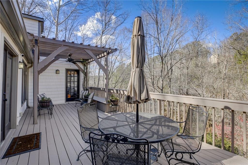 177 N Mill Court, Sandy Springs, Georgia 30328, 5 Bedrooms Bedrooms, ,4 BathroomsBathrooms,Residential,Sold,177 N Mill Court,7343988