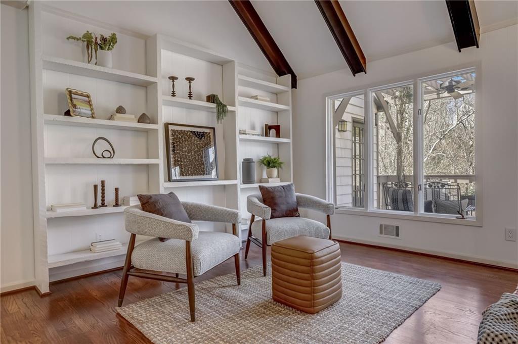 177 N Mill Court, Sandy Springs, Georgia 30328, 5 Bedrooms Bedrooms, ,4 BathroomsBathrooms,Residential,Sold,177 N Mill Court,7343988