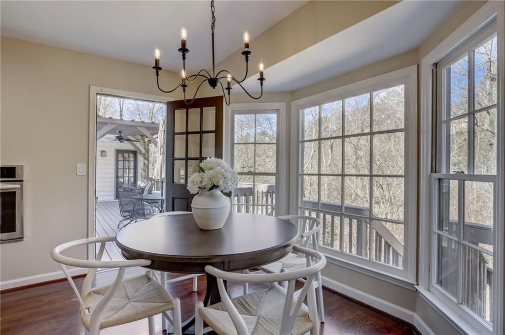 177 N Mill Court, Sandy Springs, Georgia 30328, 5 Bedrooms Bedrooms, ,4 BathroomsBathrooms,Residential,Sold,177 N Mill Court,7343988